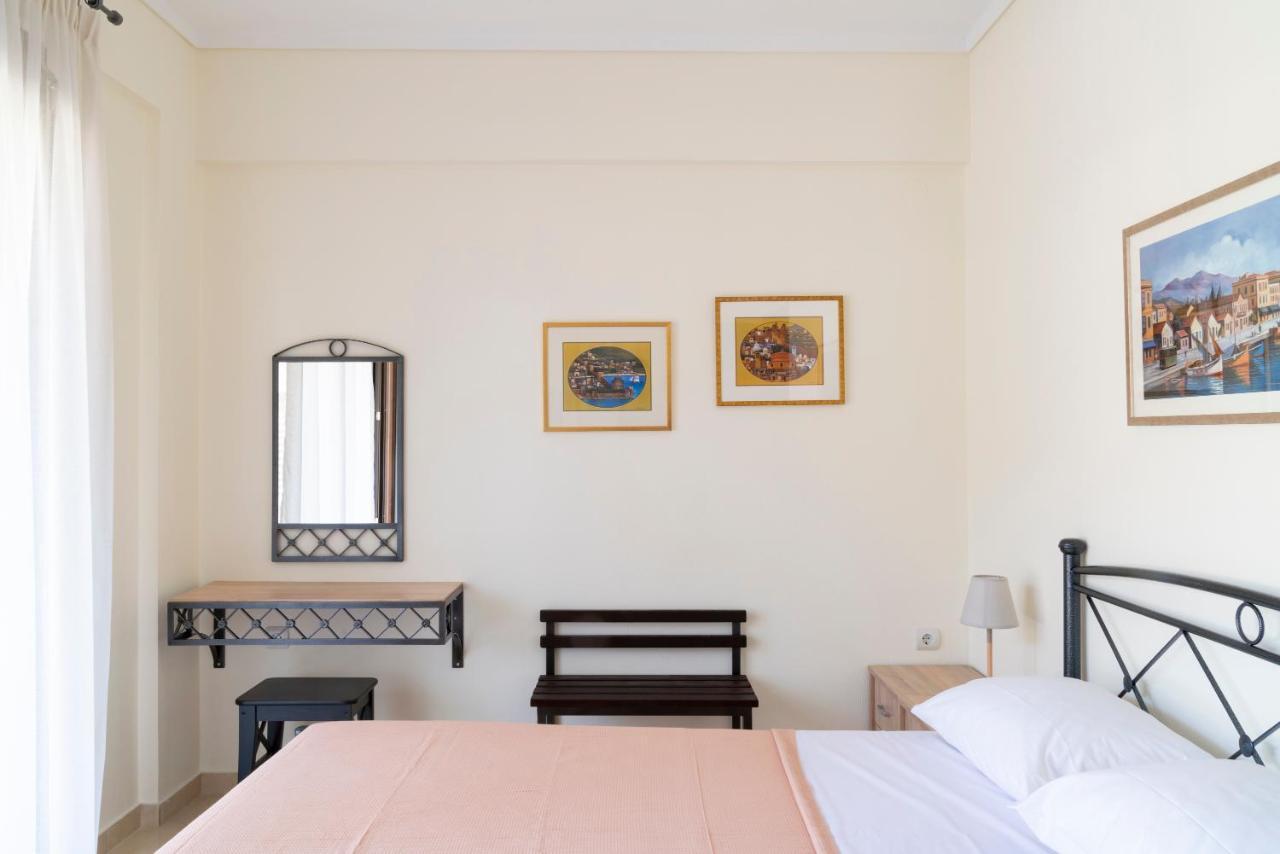Alexandros Maisonettes Nea Moudania Bagian luar foto