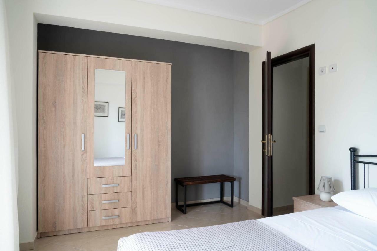 Alexandros Maisonettes Nea Moudania Bagian luar foto