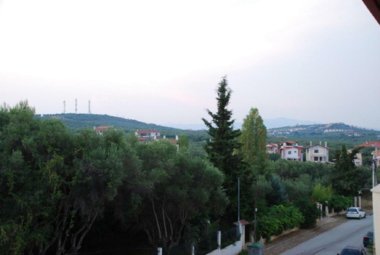 Alexandros Maisonettes Nea Moudania Bagian luar foto